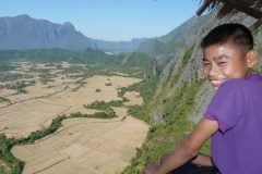 20120116-103254_laos_luc