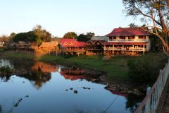 20120124-171757_laos