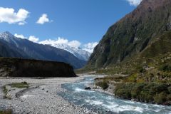 20121011-101645_nepal