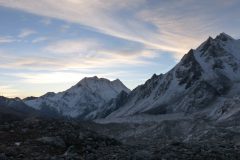 20121021-060904_nepal